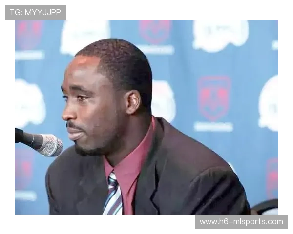 加拿大历史性一刻,戴维斯与国民共庆荣耀 加拿大历史性一刻,戴维斯与国民共庆荣耀